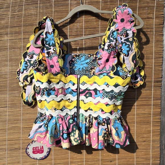 NEW Celia B Colorful Wavy Piping Top Blouse M - Picture 5 of 9